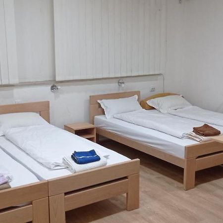 Holiday Apartments ซูโบติกา ภายนอก รูปภาพ